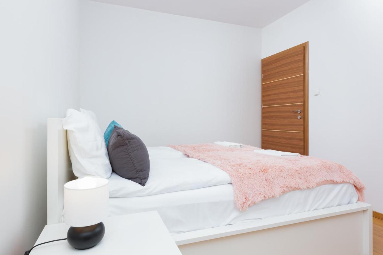 Apartments Platynowa Gdansk By Noclegi Renters Esterno foto
